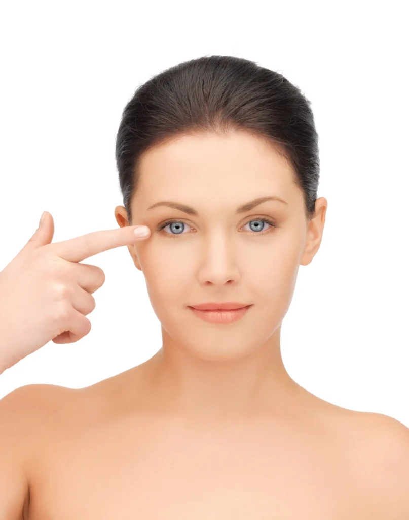 alluring look with a non-surgical fox eye lift